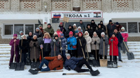 ВОСКРЕСНИК СОБРАЛ ДЕТЕЙ И ВЗРОСЛЫХ....
